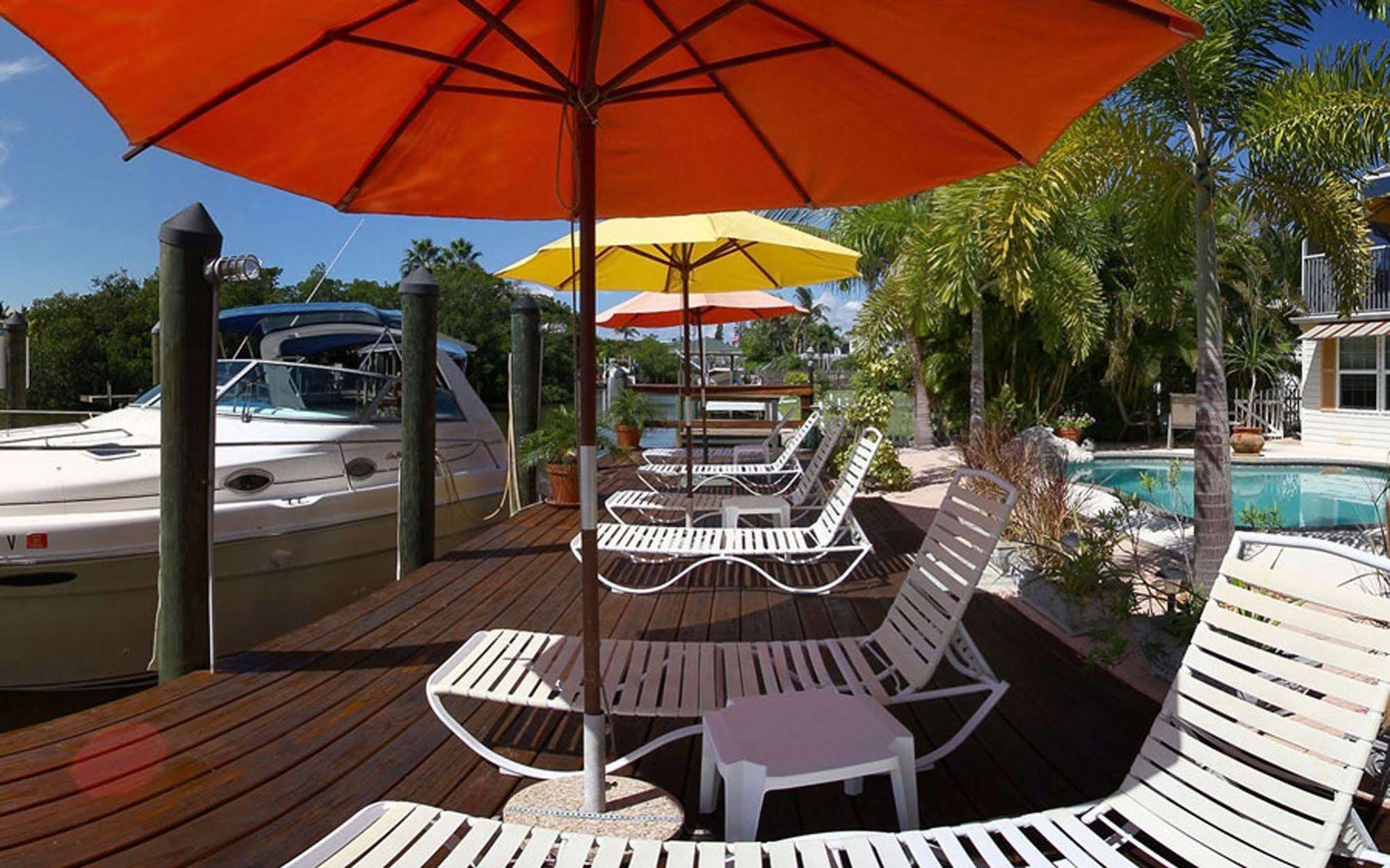 Manatee Bay Inn Fort Myers Beach Exteriör bild