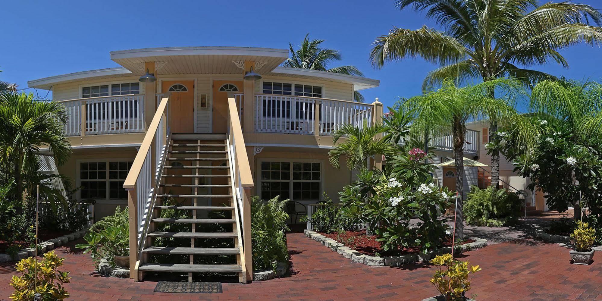 Manatee Bay Inn Fort Myers Beach Exteriör bild